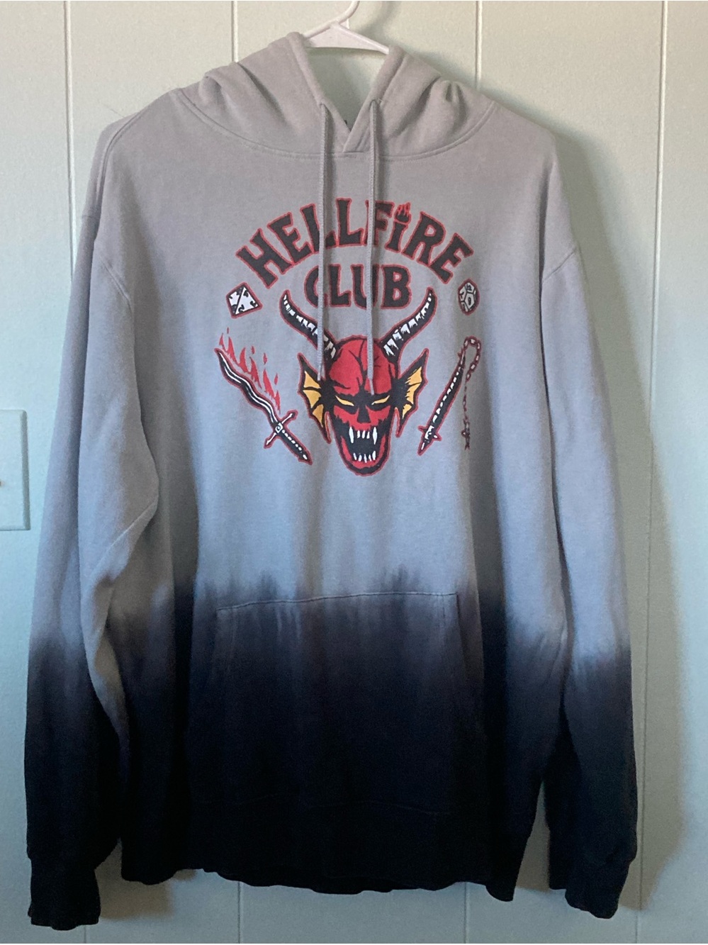 Hellfire Club SZ L Graphic Hooded Sweatshirt - Gray to Black Ombre